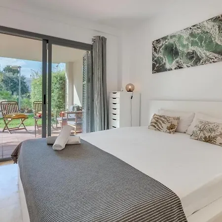 Charming Lover's Place *