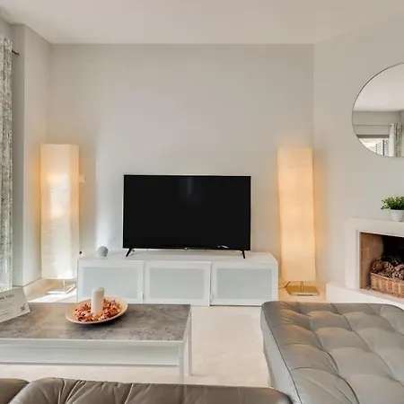 Holiday home Charming Lover's Place